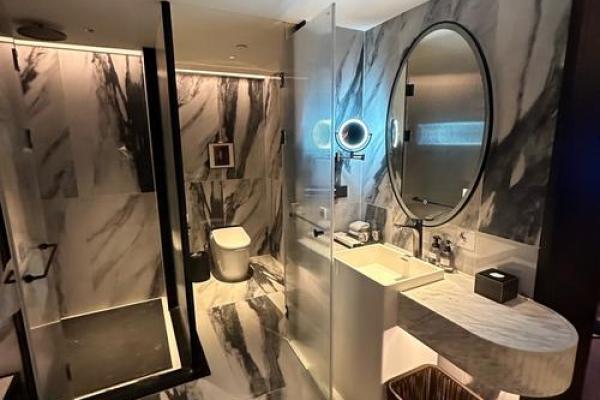 命理学与居住环境的完美结合：如何选择适合自己的房子？