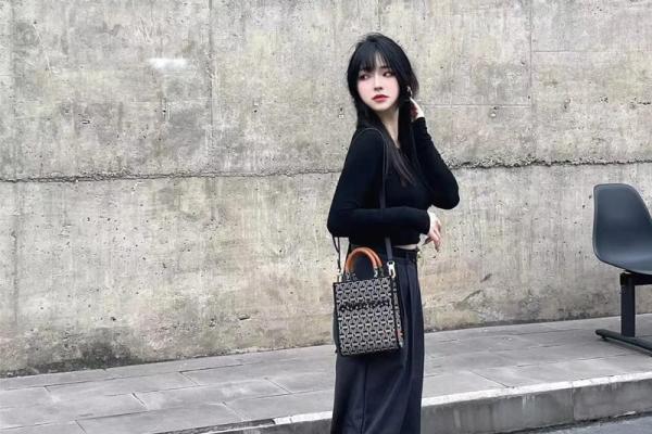 金命女与什么命男最配？探寻完美的爱情组合