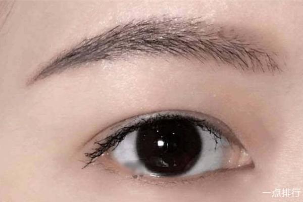 男士眉毛粗壮暗藏命运玄机，读懂眉相掌握人生轨迹