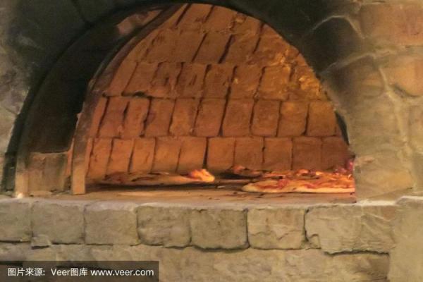 炉中火命与木材之缘：探秘最佳木材选择