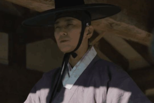 《沉浸在1984年命运的迷雾中:一场时间的探索之旅》 《沉浸在1984年命运的迷雾中:一场时间的探索之旅》