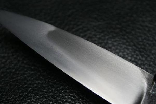 探讨男命血刃飞刃羊刃与女命的深刻含义 探讨男命血刃飞刃羊刃与女命的深刻含义