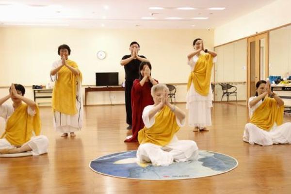 搏命挣扎：天赋与努力交织的灵魂之舞