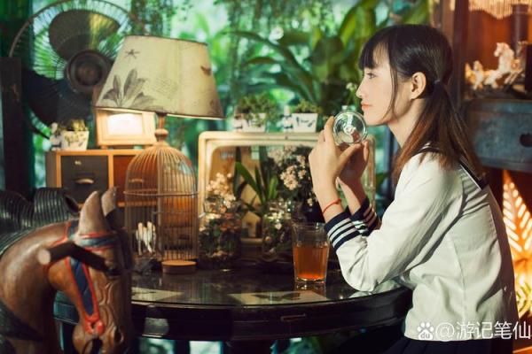 揭开2001年出生女孩的命理之谜：智慧与魅力的结合