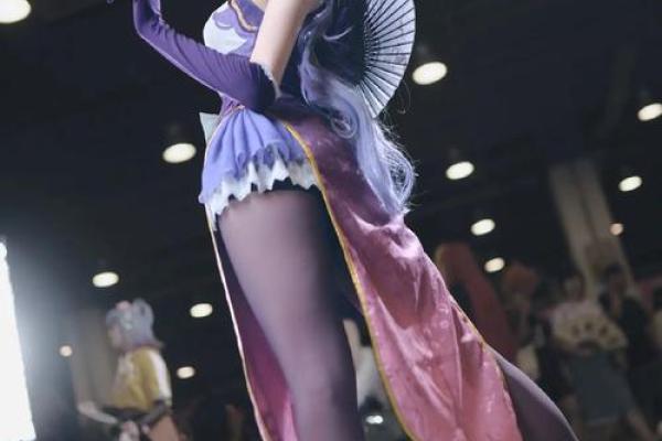 探讨《原神》中满命刻晴与零命八重的关键区别与游戏体验