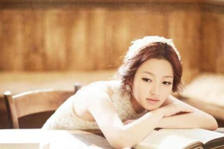 优雅八字女命：解析如何识别福气满满的命格