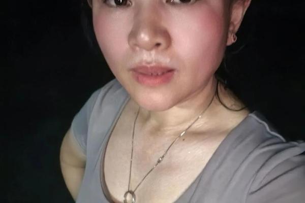 探秘右眉高的女人命运：独特的性格与人生轨迹