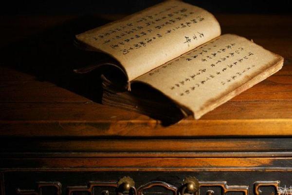 天生鸡公命:揭示命运中的独特人生轨迹与做人哲学 天生鸡公命:揭示命运中的独特人生轨迹与做人哲学