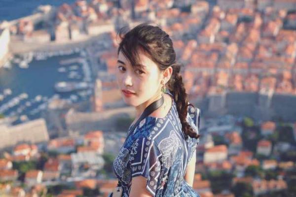 女命与命运的交织：探索人生的韵律与旋律