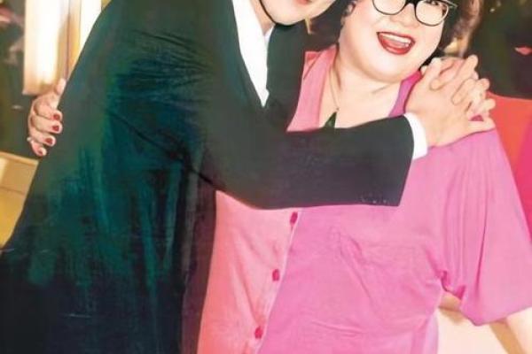 命理中的干妈:缘分与职责的神秘象征 命理中的干妈:缘分与职责的神秘象征