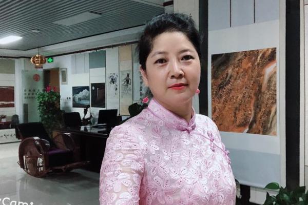 探秘双宫命局女命：她们的智慧与魅力如何影响人生