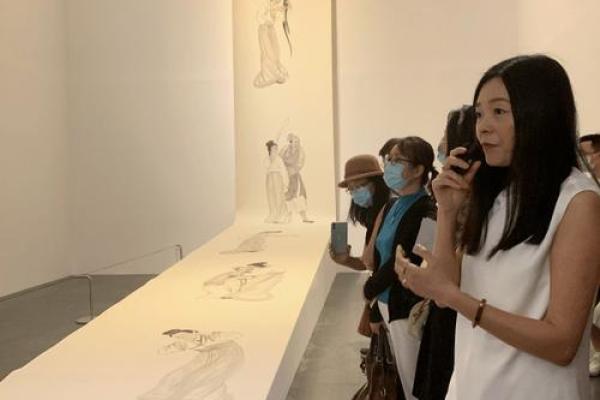 探索1965年女性命运的多样性与成长之路