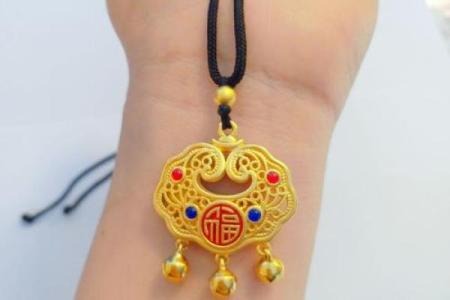 儿童火命适合佩戴的饰品有哪些？教你选择最合适的陪伴!