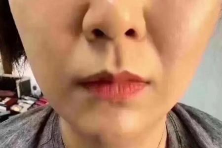 女生法令纹的命运解析：美丽与智慧的符号