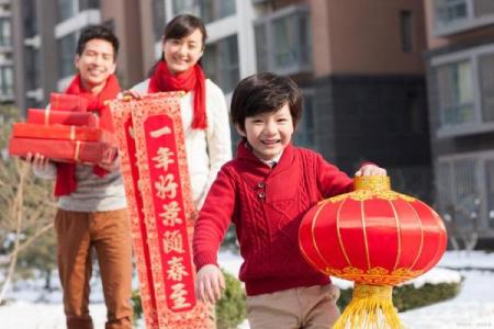 属狗子时男子的命运与脸型解析：你是如何影响成功与幸福的？
