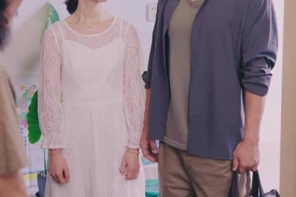 嫁豪门的女人：命运与选择之间的平衡艺术