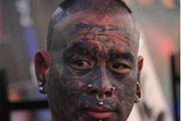 杨柳木命男人的纹身选择与象征意义探究