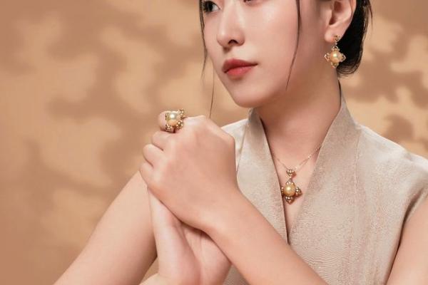 宝剑金命女人的珠宝选择：提升运势与魅力的绝佳搭配