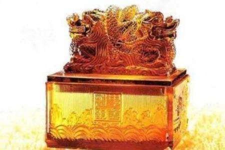 霹雳玉玺之命：神秘宝物与江湖纷争的传奇故事