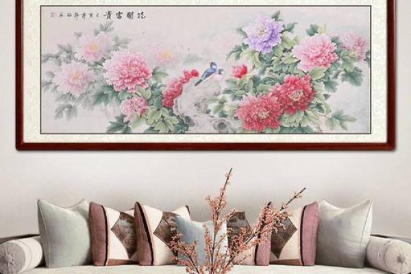 金命客厅装潢：如何通过画作提升空间气场与美感