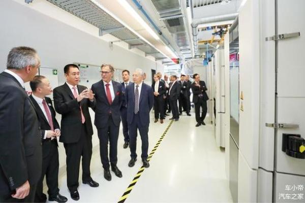 探秘马化腾命格背后的成功之路与人生哲学