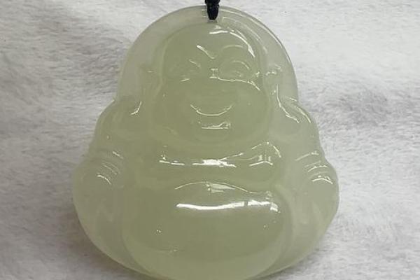 玉石之美：适合不同命格的佩戴智慧