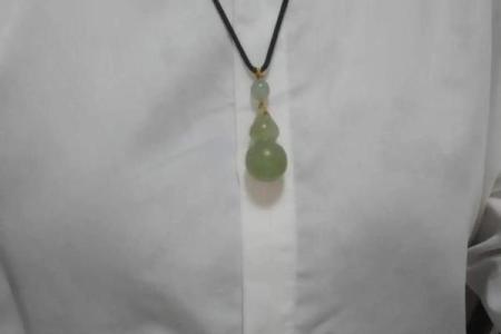 探秘饿金命的佩戴之道，如何选择适合的风水饰品？