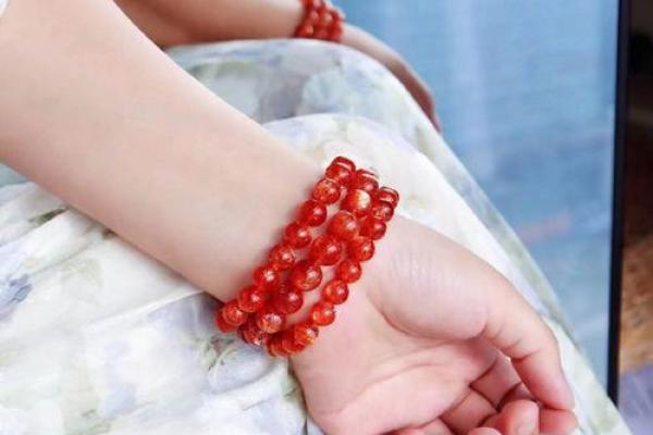 金命人士的色彩选择：佩戴什么颜色能带来好运与魅力？