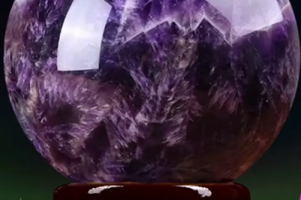 土命人适合的宝石与水晶：提升运势助你成功的神秘力量