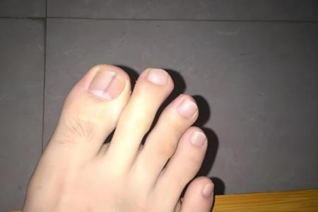 大脚趾长的秘密：揭示命运与个性之间的神秘联系