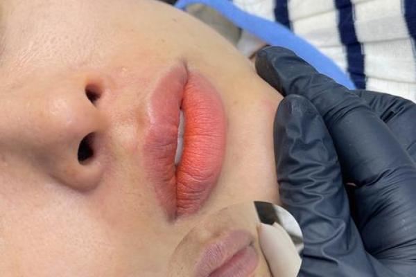 嘴唇好的人命理解析：看嘴唇如何影响运势与性格