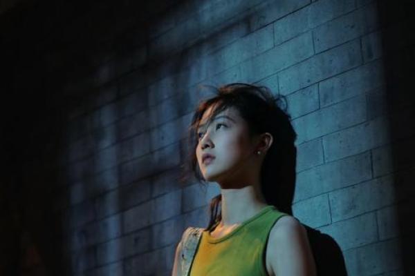 女人没有爱情的命运：孤独与自我救赎的旅程
