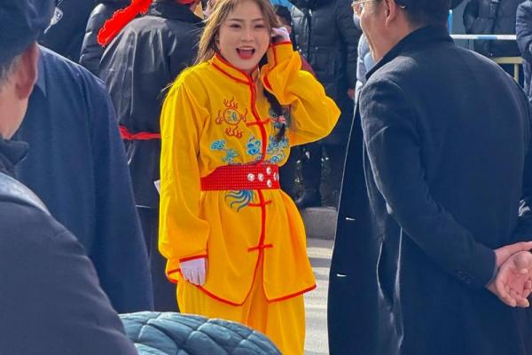 2014年正月十四：探秘古老民俗与现代生活的交融之美