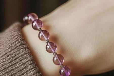 火命缺水，佩戴这些饰品能助运！