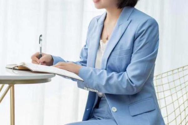 金水命人士最适合从事的工作与职场选择解析