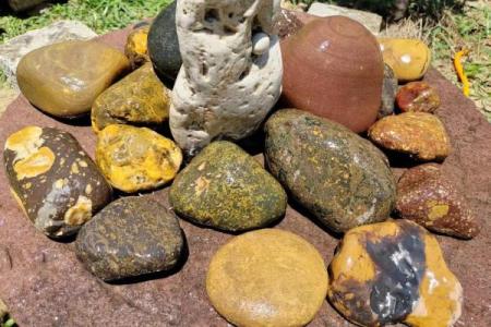 火命人适合的石头：带来好运与能量的绝佳选择