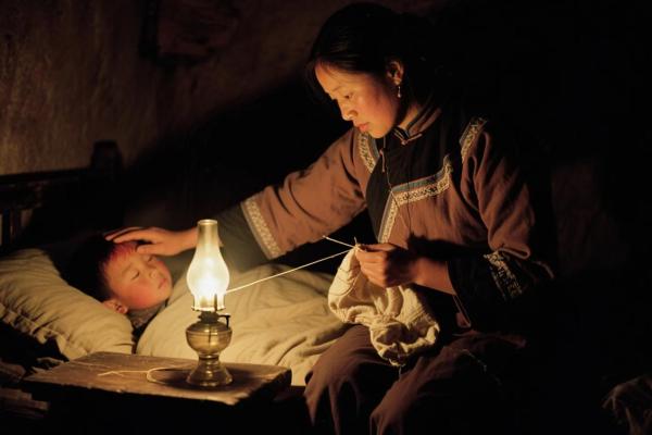 探秘“寡妇命”：女人命运背后的悲喜交加