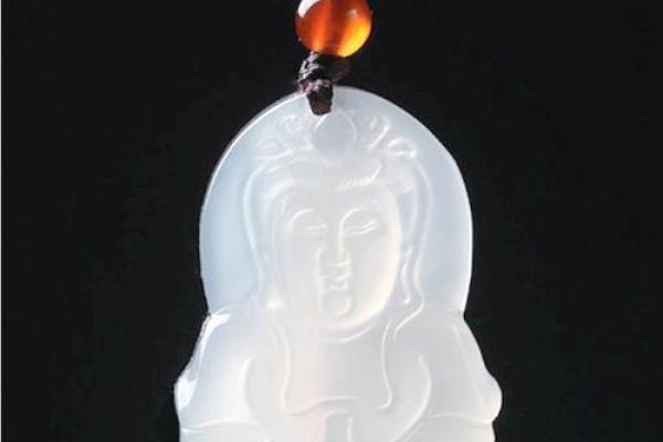 木命猪的幸运饰品:如何选择和佩戴,以提升运势与魅力 木命猪的幸运饰品:如何选择和佩戴,以提升运势与魅力