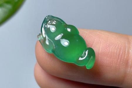 太阴入命：适合佩戴的饰品与吉祥物解析