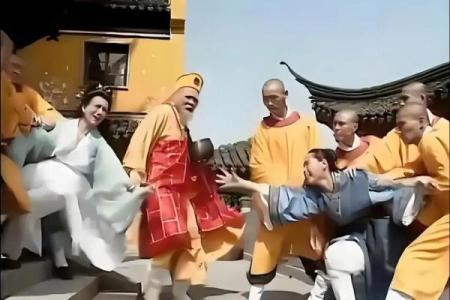 亥时属蛇的人生轨迹：探索命运中的深奥与智慧