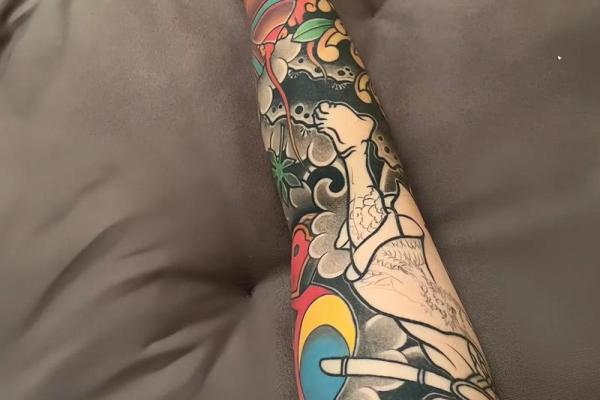 杨柳木命的纹身选择:绽放个性的艺术之旅 杨柳木命的纹身选择:绽放个性的艺术之旅