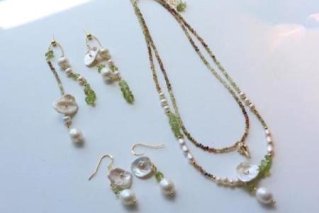 秋天木命之美：如何选择适合的饰品提升个性魅力