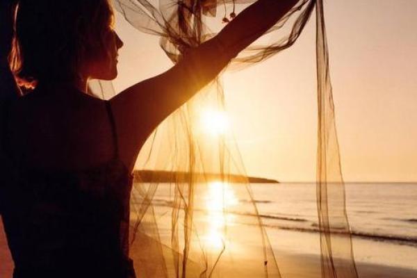 偏门命格女孩:探寻不平凡的人生之路 偏门命格女孩:探寻不平凡的人生之路