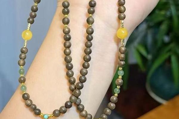 大林木命之人，如何选择合适的首饰提升运势与气质