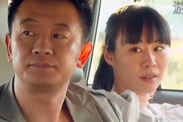 命运无常：探讨妻子半路去世对男子生活的影响与思考