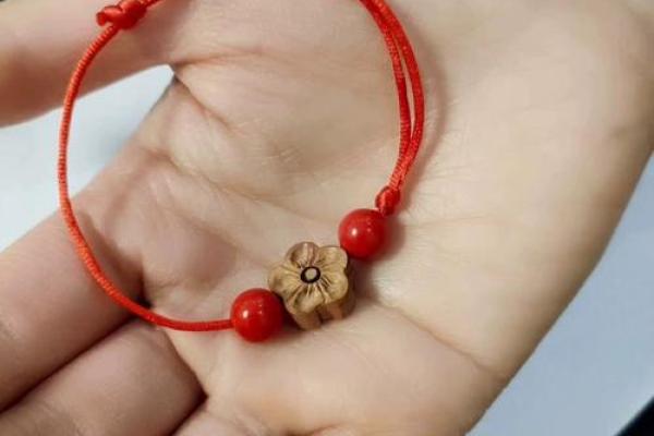 辟邪护身：木命小儿的吉祥物与佩戴建议