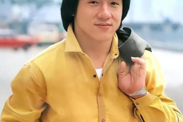 成龙：以命相搏的英雄旅程与电影传承