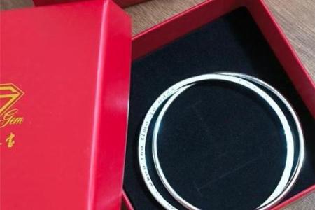 左手戴手镯的女人命运解析，了解命理与珠宝的密切关系！