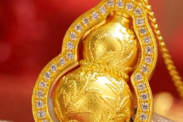 火命人适合佩戴的金饰：旺盛火气与金饰的完美结合