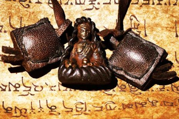 杨柳木命的辟邪之道：灵性与护航的生活指南